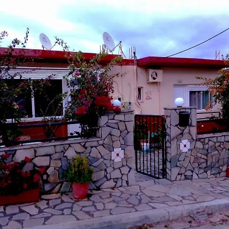 S.d 2 Nyaraló *