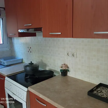 S.d 2 Nyaraló Lávrio
